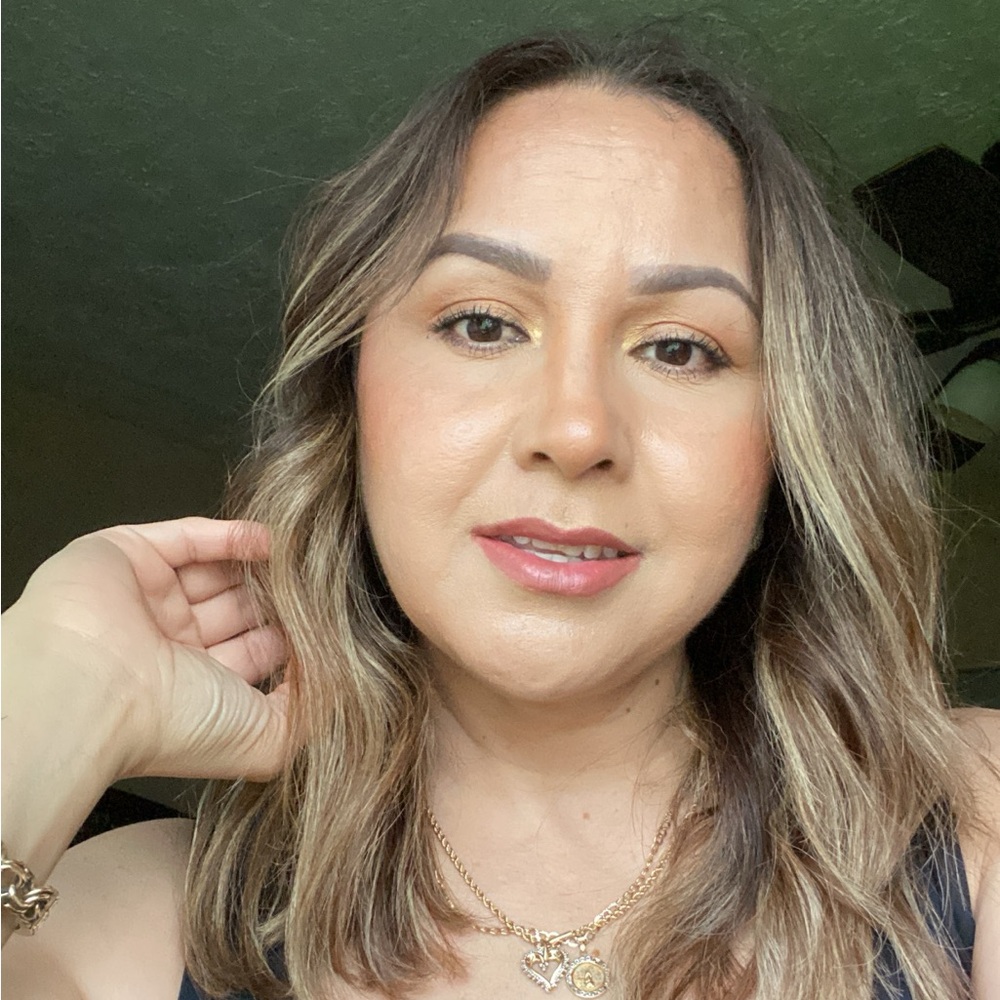 Meet your Posher, Veronica